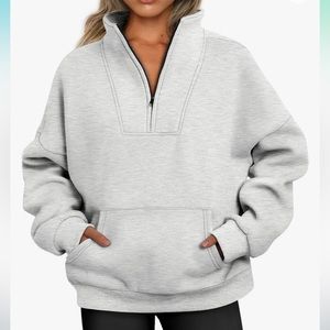 Trendy Queen Grey 1/4 Zip Cropped Sweatshirt